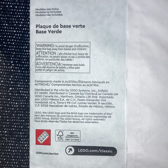 🏣🧩 LEGO Classic Green Baseplate New and In Wrapping Green Model 11023 🧩🏢 - Picture 3 of 6